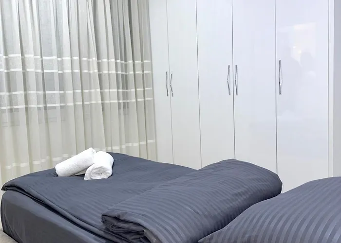 Apartment Lumiere 01 *